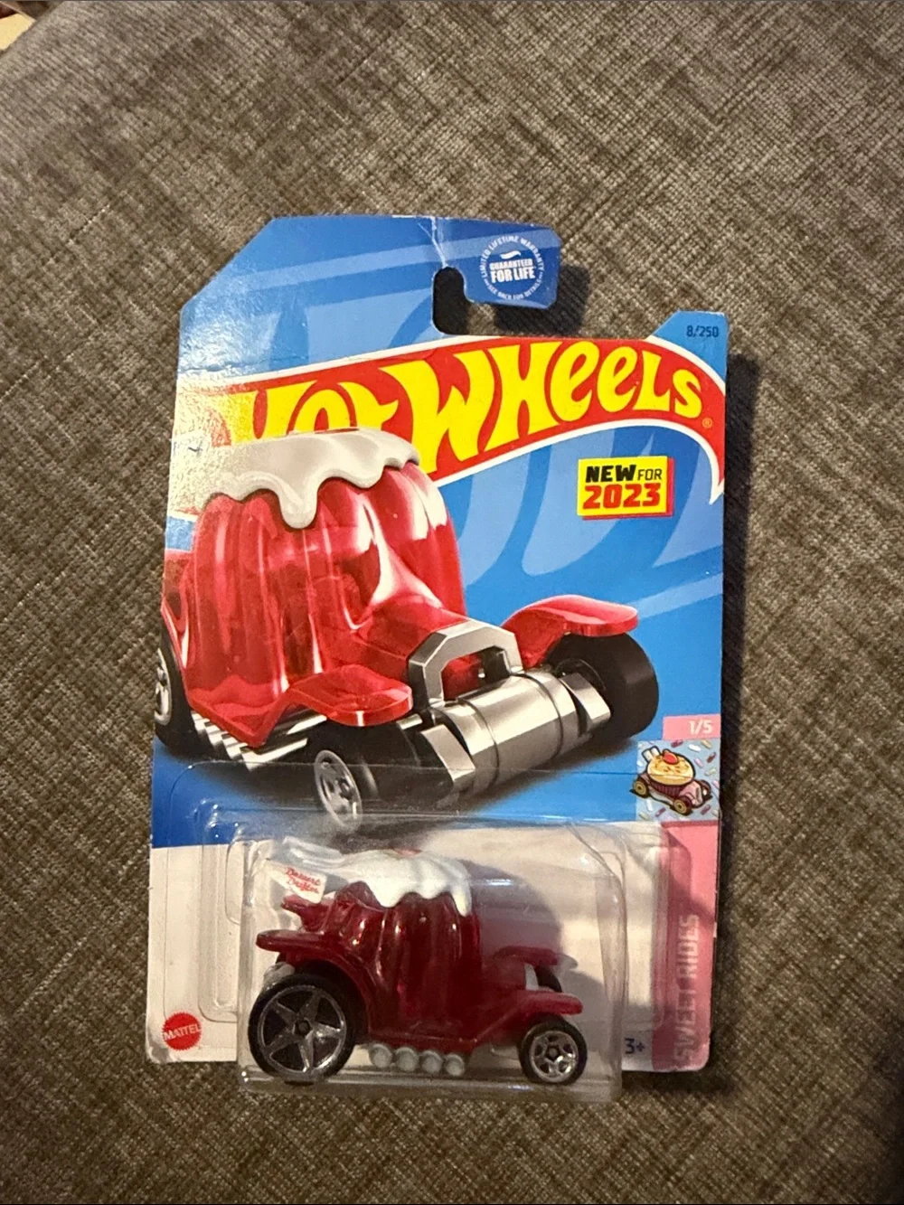 Hot Wheels Dessert Drifter Sweet Rides 1/5‎ New for 2023 Jelly Dessert Car